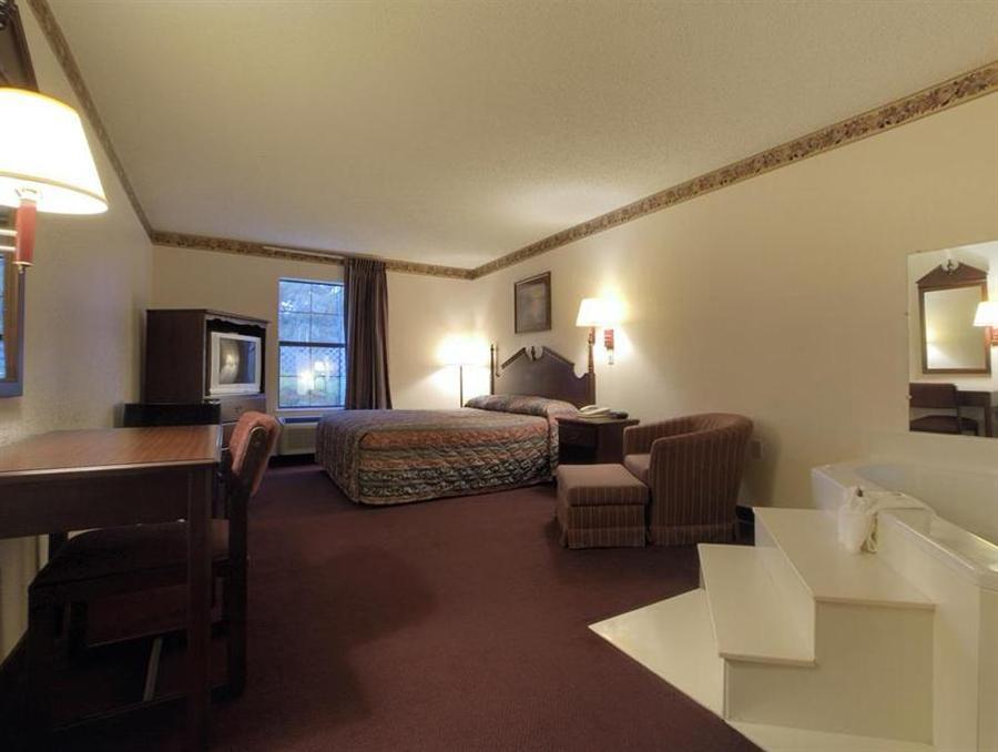 Americas Best Value Inn & Suites - Little Rock - Maumelle Bagian luar foto